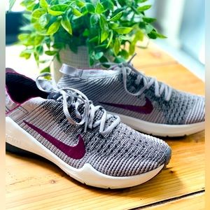 Nike Sneaker